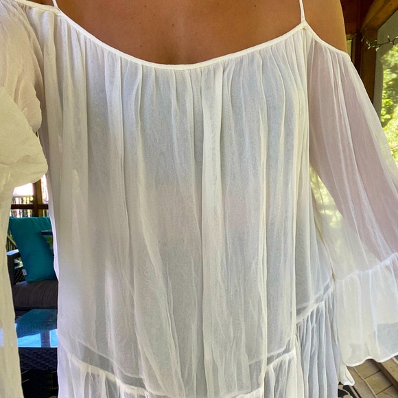 White Flowy Mesh Long Sleeve - Picture 4 of 4